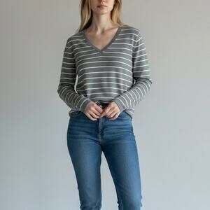 Tommy Hilfiger Striped Long Sleeve Top NWT Women's Sz L Gray White Minimalist